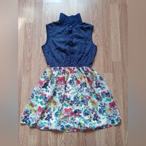 Floral Pattern Dress Size L